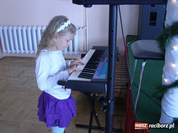 Zdjęcie w galerii na portalu naszraciborz.pl: W Bojanowie zorganizowali konkurs młodych talentów wiadomości z regionu