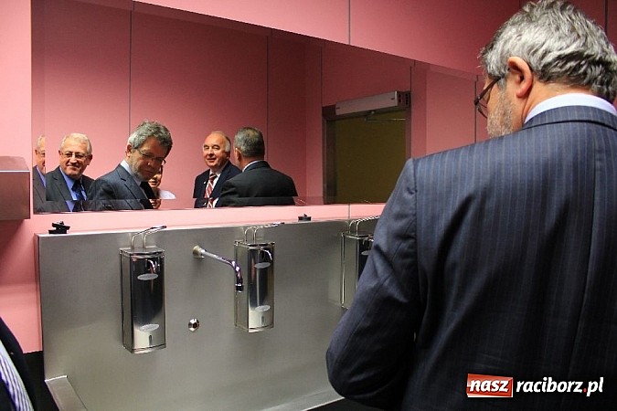 Zdjęcie w galerii na portalu naszraciborz.pl: Pokazali gościom nowe sale operacyjne wiadomości z regionu