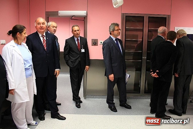 Zdjęcie w galerii na portalu naszraciborz.pl: Pokazali gościom nowe sale operacyjne wiadomości z regionu