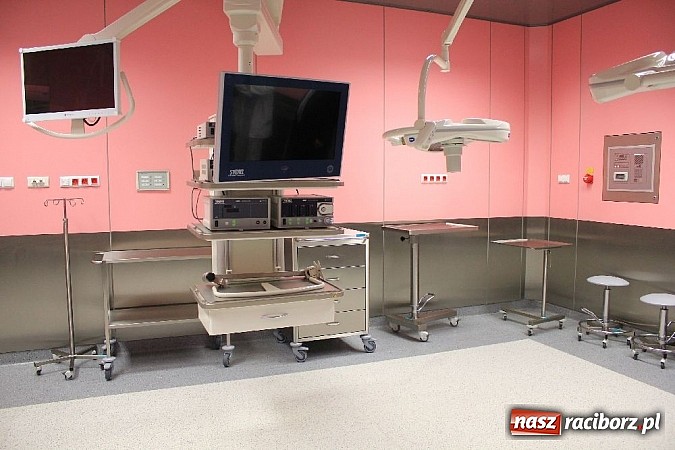 Zdjęcie w galerii na portalu naszraciborz.pl: Pokazali gościom nowe sale operacyjne wiadomości z regionu