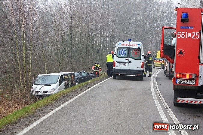 Zdjęcie w galerii na portalu naszraciborz.pl: Śmiertelny wypadek na drodze Racibórz-Szymocice. Nie żyje sołtys Nędzy wiadomości z regionu