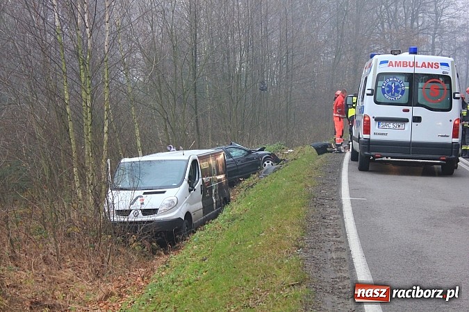 Zdjęcie w galerii na portalu naszraciborz.pl: Śmiertelny wypadek na drodze Racibórz-Szymocice. Nie żyje sołtys Nędzy wiadomości z regionu