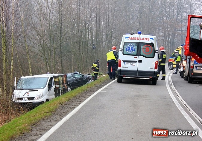 Zdjęcie w galerii na portalu naszraciborz.pl: To 49-letni kierowca TIR-a zjechał na łuku drogi na przeciwny pas ruchu wiadomości z regionu