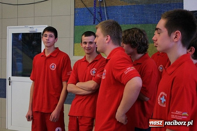 Zdjęcie w galerii na portalu naszraciborz.pl: Pokaz ratownictwa na 50-lecie WOPR wiadomości z regionu