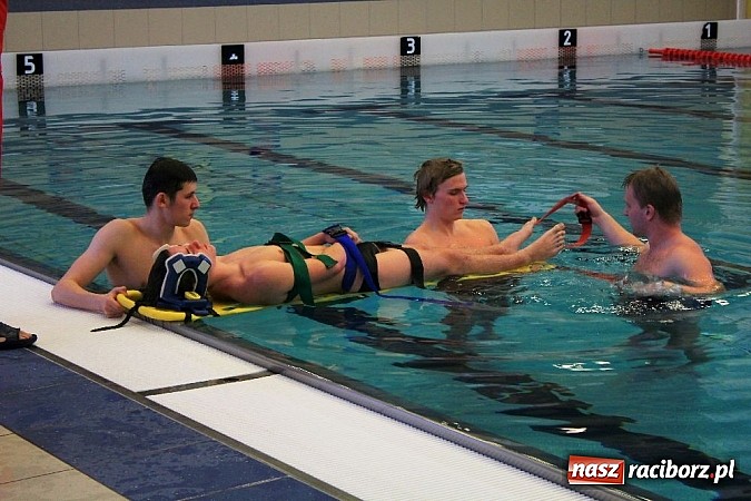 Zdjęcie w galerii na portalu naszraciborz.pl: Pokaz ratownictwa na 50-lecie WOPR wiadomości z regionu