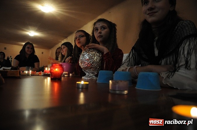 Zdjęcie w galerii na portalu naszraciborz.pl: W Krzanowicach najmłodsi bawili się na integracyjnych Andrzejkach wiadomości z regionu