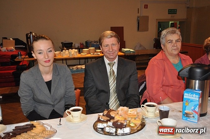 Zdjęcie w galerii na portalu naszraciborz.pl: W Krzanowicach najmłodsi bawili się na integracyjnych Andrzejkach wiadomości z regionu
