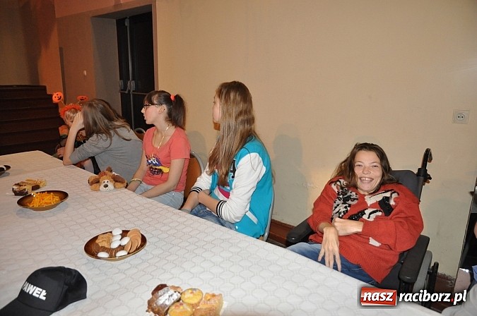 Zdjęcie w galerii na portalu naszraciborz.pl: W Krzanowicach najmłodsi bawili się na integracyjnych Andrzejkach wiadomości z regionu