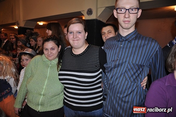 Zdjęcie w galerii na portalu naszraciborz.pl: W Krzanowicach najmłodsi bawili się na integracyjnych Andrzejkach wiadomości z regionu