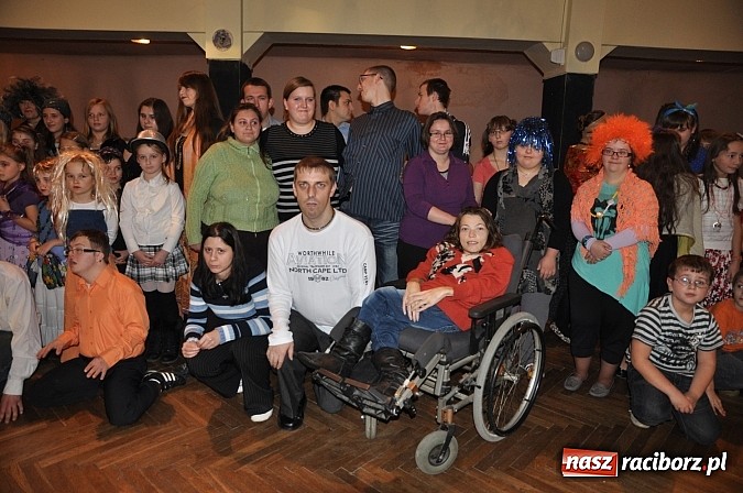 Zdjęcie w galerii na portalu naszraciborz.pl: W Krzanowicach najmłodsi bawili się na integracyjnych Andrzejkach wiadomości z regionu