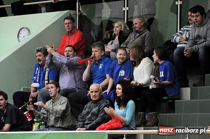 Zdjęcie w galerii na portalu naszraciborz.pl: Klapa przy Łąkowej. AZS przegrał z Juvenią wiadomości z regionu