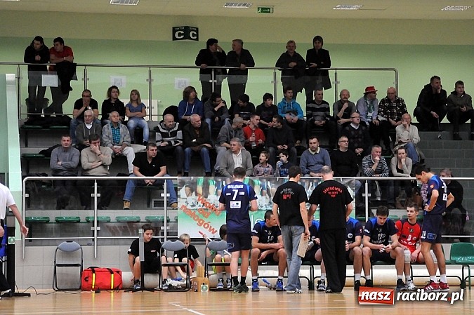 Zdjęcie w galerii na portalu naszraciborz.pl: Klapa przy Łąkowej. AZS przegrał z Juvenią wiadomości z regionu