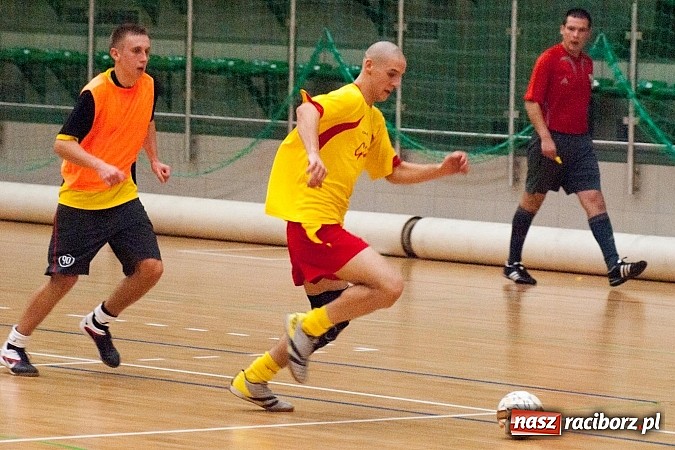 Zdjęcie w galerii na portalu naszraciborz.pl: Mieszko wyrwało punkt w końcówce wiadomości z regionu