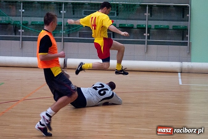 Zdjęcie w galerii na portalu naszraciborz.pl: Mieszko wyrwało punkt w końcówce wiadomości z regionu