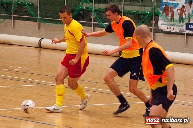 Zdjęcie w galerii na portalu naszraciborz.pl: Mieszko wyrwało punkt w końcówce wiadomości z regionu