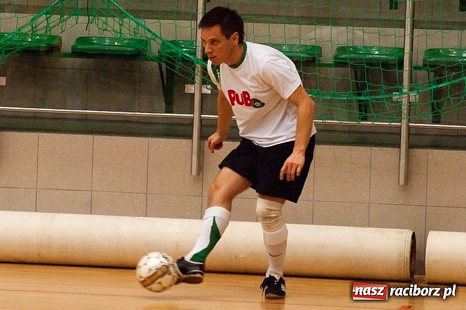 Zdjęcie w galerii na portalu naszraciborz.pl: Mieszko wyrwało punkt w końcówce wiadomości z regionu