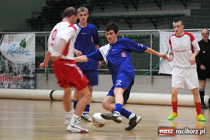 Zdjęcie w galerii na portalu naszraciborz.pl: Mieszko wyrwało punkt w końcówce wiadomości z regionu