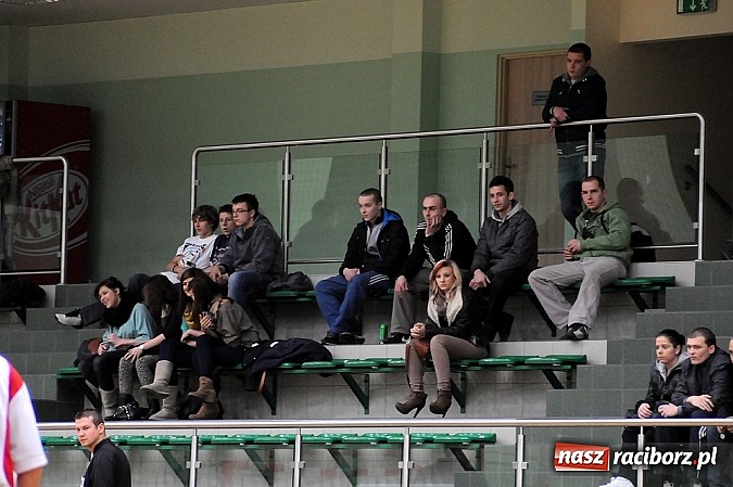 Zdjęcie w galerii na portalu naszraciborz.pl: Mieszko wyrwało punkt w końcówce wiadomości z regionu