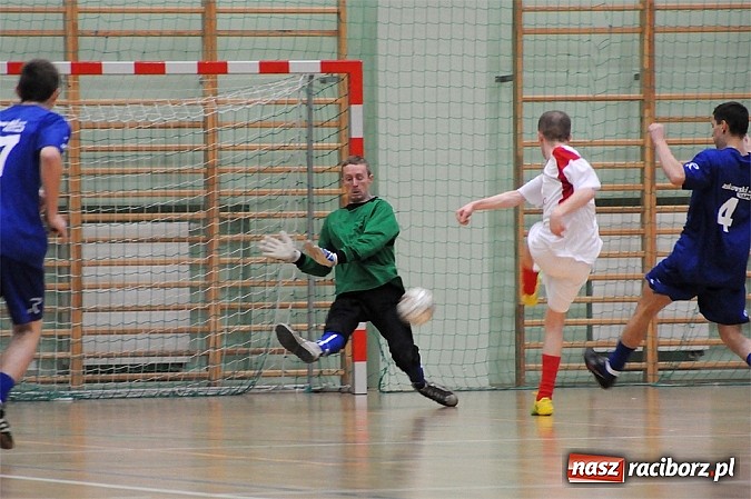 Zdjęcie w galerii na portalu naszraciborz.pl: Mieszko wyrwało punkt w końcówce wiadomości z regionu