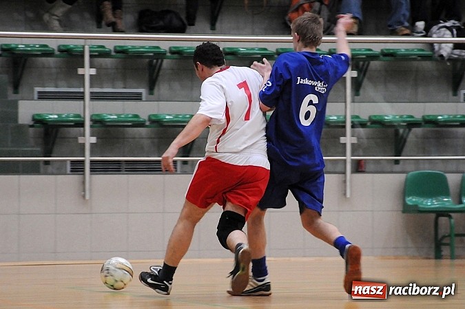 Zdjęcie w galerii na portalu naszraciborz.pl: Mieszko wyrwało punkt w końcówce wiadomości z regionu