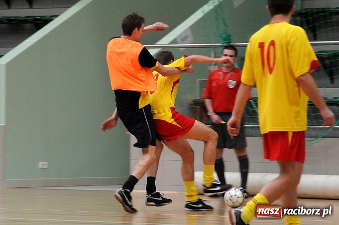 Zdjęcie w galerii na portalu naszraciborz.pl: Mieszko wyrwało punkt w końcówce wiadomości z regionu