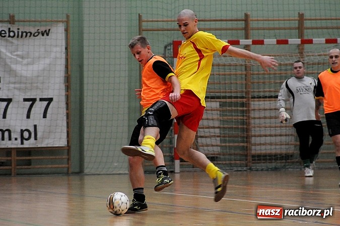 Zdjęcie w galerii na portalu naszraciborz.pl: Mieszko wyrwało punkt w końcówce wiadomości z regionu