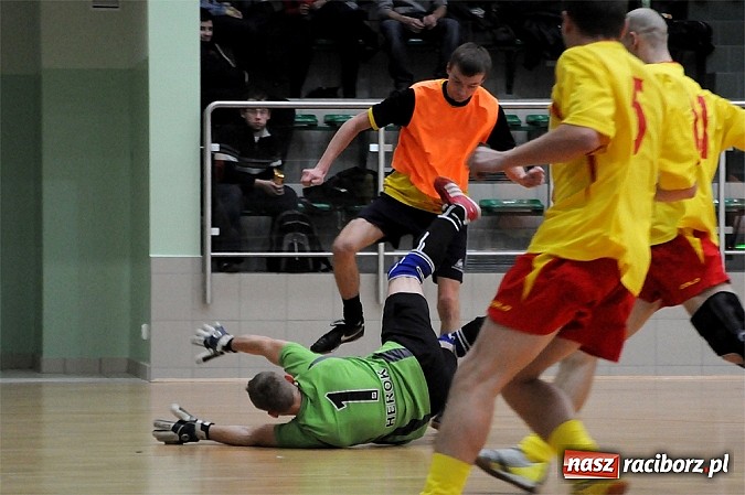 Zdjęcie w galerii na portalu naszraciborz.pl: Mieszko wyrwało punkt w końcówce wiadomości z regionu