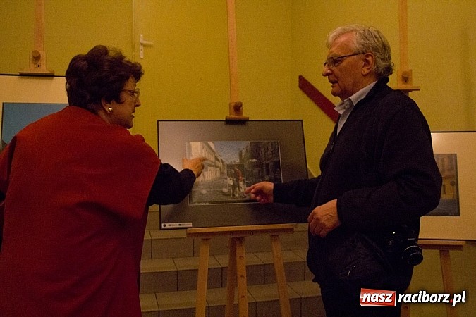 Zdjęcie w galerii na portalu naszraciborz.pl: W Strzesze promowano nowy Almanach wiadomości z regionu