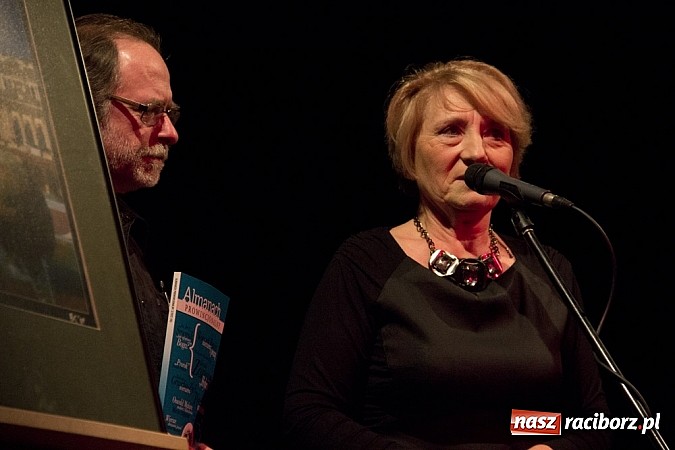 Zdjęcie w galerii na portalu naszraciborz.pl: W Strzesze promowano nowy Almanach wiadomości z regionu