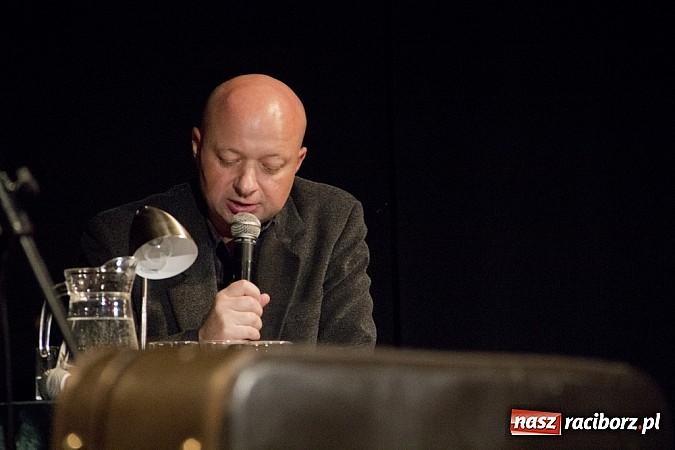 Zdjęcie w galerii na portalu naszraciborz.pl: W Strzesze promowano nowy Almanach wiadomości z regionu