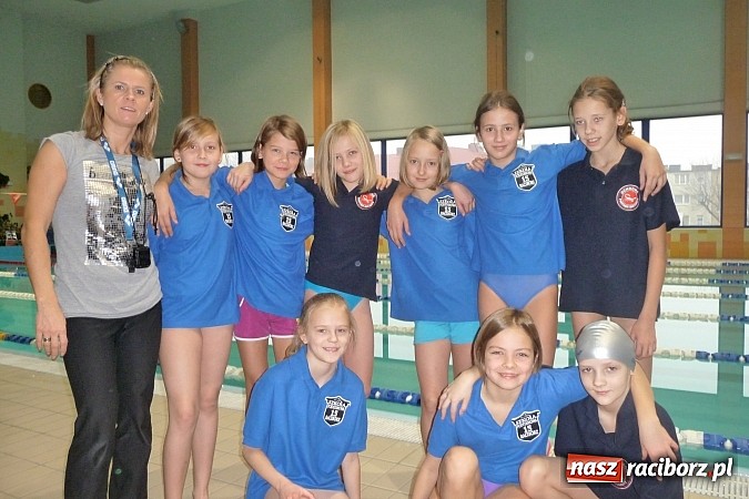Zdjęcie w galerii na portalu naszraciborz.pl: Pływacki talent - Kasia Zarembik wiadomości z regionu
