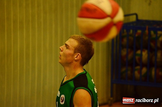Zdjęcie w galerii na portalu naszraciborz.pl: Wyjazdowe zwycięstwo naszych koszykarzy w Gliwicach wiadomości z regionu