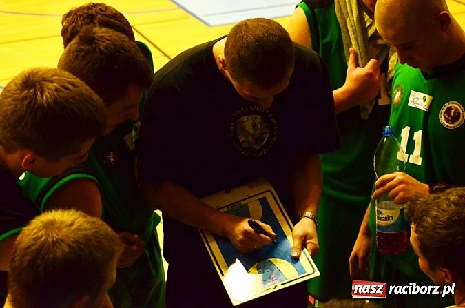 Zdjęcie w galerii na portalu naszraciborz.pl: Wyjazdowe zwycięstwo naszych koszykarzy w Gliwicach wiadomości z regionu