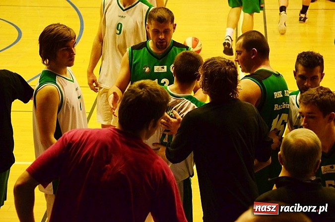 Zdjęcie w galerii na portalu naszraciborz.pl: Wyjazdowe zwycięstwo naszych koszykarzy w Gliwicach wiadomości z regionu
