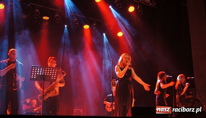 Zdjęcie w galerii na portalu naszraciborz.pl: Marzena Korzonek w nowym stylu wiadomości z regionu