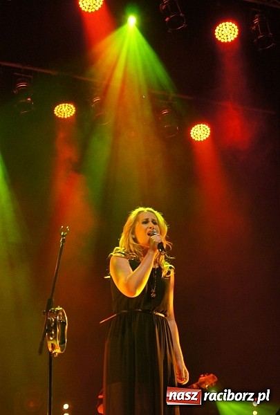 Zdjęcie w galerii na portalu naszraciborz.pl: Marzena Korzonek w nowym stylu wiadomości z regionu