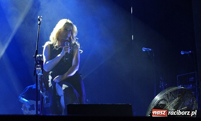 Zdjęcie w galerii na portalu naszraciborz.pl: Marzena Korzonek w nowym stylu wiadomości z regionu