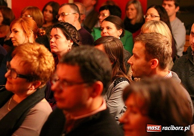 Zdjęcie w galerii na portalu naszraciborz.pl: Krystyna Prońko wystąpiła na Końcu Świata wiadomości z regionu