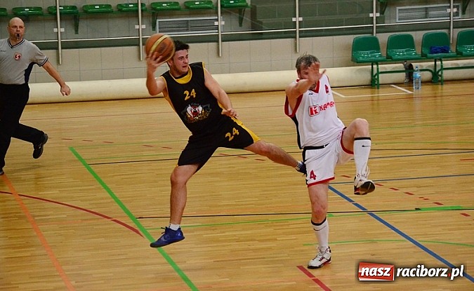 Zdjęcie w galerii na portalu naszraciborz.pl: Wygrywali faworyci meczów wiadomości z regionu