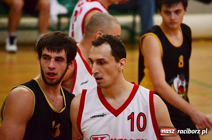 Zdjęcie w galerii na portalu naszraciborz.pl: Wygrywali faworyci meczów wiadomości z regionu