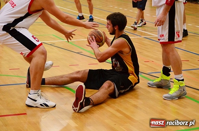 Zdjęcie w galerii na portalu naszraciborz.pl: Wygrywali faworyci meczów wiadomości z regionu