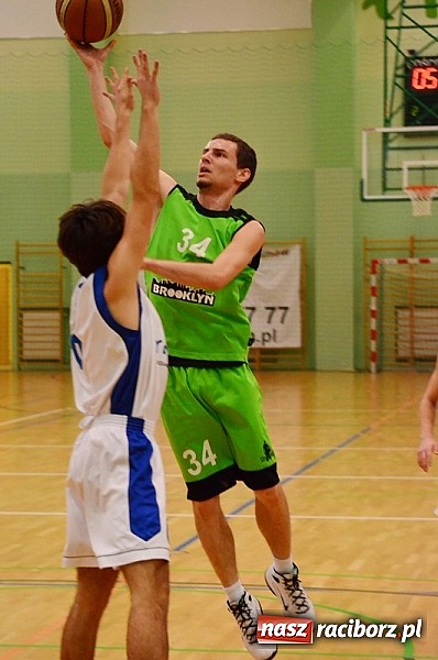 Zdjęcie w galerii na portalu naszraciborz.pl: Wygrywali faworyci meczów wiadomości z regionu