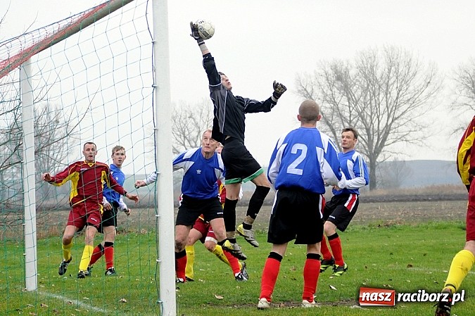 Zdjęcie w galerii na portalu naszraciborz.pl: Pechowa Niedziela Raszczyc wiadomości z regionu