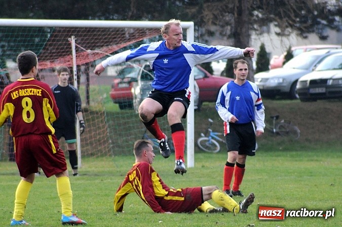 Zdjęcie w galerii na portalu naszraciborz.pl: Pechowa Niedziela Raszczyc wiadomości z regionu