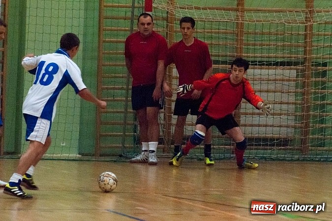 Zdjęcie w galerii na portalu naszraciborz.pl: HLPN: LaŻulowe Wybrzeże na kolanach wiadomości z regionu