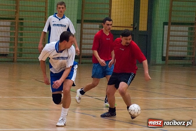 Zdjęcie w galerii na portalu naszraciborz.pl: HLPN: LaŻulowe Wybrzeże na kolanach wiadomości z regionu