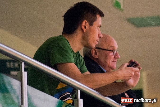 Zdjęcie w galerii na portalu naszraciborz.pl: HLPN: LaŻulowe Wybrzeże na kolanach wiadomości z regionu