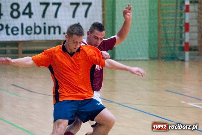 Zdjęcie w galerii na portalu naszraciborz.pl: HLPN: LaŻulowe Wybrzeże na kolanach wiadomości z regionu