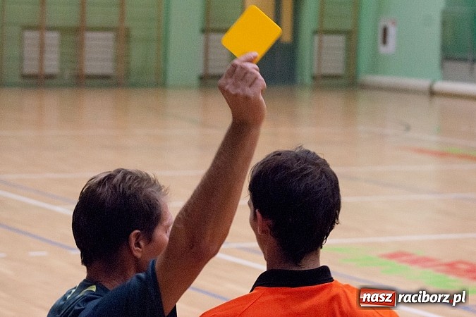 Zdjęcie w galerii na portalu naszraciborz.pl: HLPN: LaŻulowe Wybrzeże na kolanach wiadomości z regionu