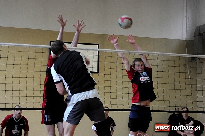 Zdjęcie w galerii na portalu naszraciborz.pl: RLPS: Szósta kolejka za nami wiadomości z regionu